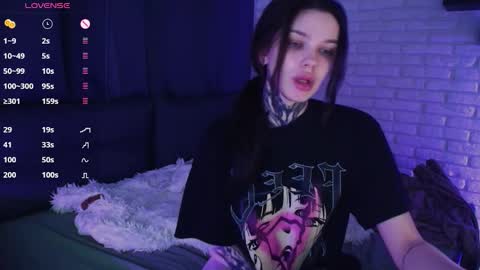 Snapshot of uwu_eva chatting on January 2025 07:57:01 AM Eva online show from January 2025 07:57:01 AM