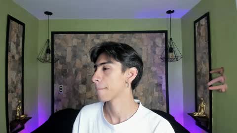 UYUKIE online show from September 2025 11:21:01 AM