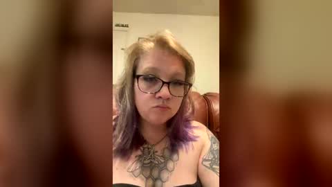 Snapshot of v3lm4 chatting on July 2026 04:49:01 AM v3lm4 online show from July 2026 04:49:01 AM