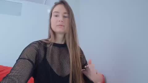 Valensiya online show from March 2025 07:41:01 AM