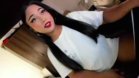 Snapshot of vae_sha chatting on June 2026 06:06:02 PM JESS - DONT FORGET TO FOLLOW ME AND GIVE ME THUMBS UP online show from June 2026 06:06:02 PM
