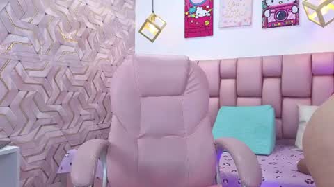Snapshot of vagaro_ chatting on June 2026 08:52:01 PM Vagaro online show from June 2026 08:52:01 PM