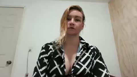 vagimosa online show from October 2025 05:26:02 AM