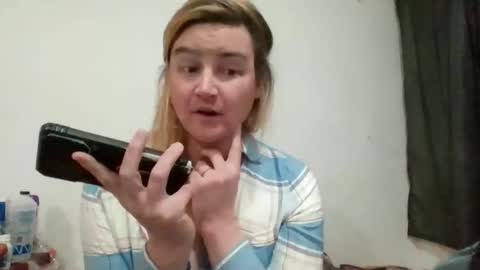 Snapshot of vagimosa chatting on December 2025 03:02:02 AM vagimosa online show from December 2025 03:02:02 AM