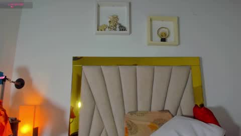 Snapshot of vahiolet_fuentes chatting on December 2024 03:04:02 AM vahioleth online show from December 2024 03:04:02 AM