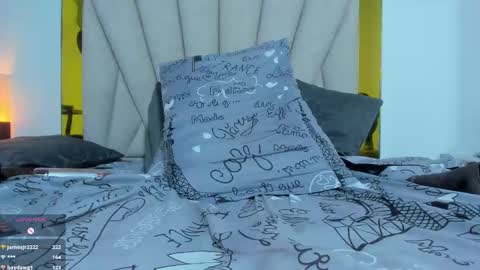 Snapshot of vahiolet_fuentes chatting on January 2025 09:17:02 AM vahioleth online show from January 2025 09:17:02 AM