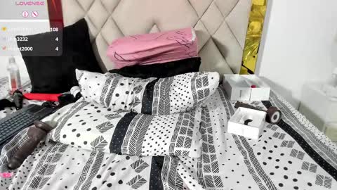 Snapshot of vahiolet_fuentes chatting on February 2025 10:37:02 PM vahioleth online show from February 2025 10:37:02 PM