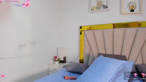 Snapshot of vahiolet_fuentes chatting on September 2025 03:33:02 AM vahioleth online show from September 2025 03:33:02 AM