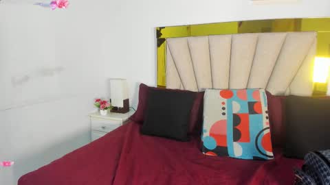 Snapshot of vahiolet_fuentes chatting on October 2025 03:10:02 AM vahioleth online show from October 2025 03:10:02 AM