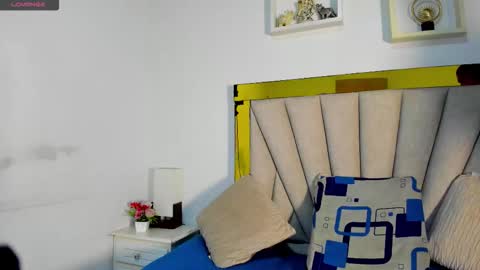 Snapshot of vahiolet_fuentes chatting on December 2025 03:03:01 AM vahioleth online show from December 2025 03:03:01 AM