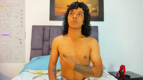 Snapshot of vahiolet_smith chatting on July 2026 03:20:02 AM Vahiolet smith online show from July 2026 03:20:02 AM