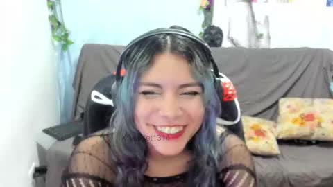 Vaiolet1314 online show from March 2026 02:19:02 AM