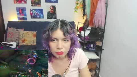 Snapshot of vaioletuwu chatting on April 2026 01:20:02 AM Vaiolet1314 online show from April 2026 01:20:02 AM