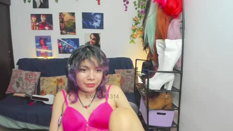 Snapshot of vaioletuwu chatting on April 2026 02:27:02 AM Vaiolet1314 online show from April 2026 02:27:02 AM