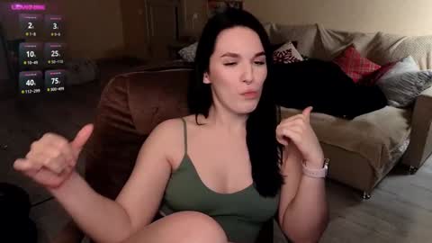 Snapshot of val_manson chatting on January 2025 07:10:02 PM Val online show from January 2025 07:10:02 PM