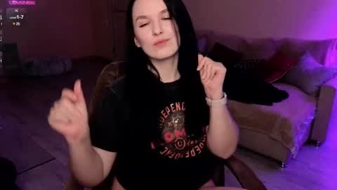 Snapshot of val_manson chatting on February 2025 09:16:01 PM Val online show from February 2025 09:16:01 PM