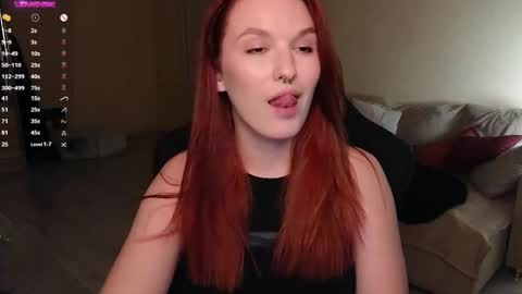 Snapshot of val_manson chatting on September 2025 07:47:01 PM Val online show from September 2025 07:47:01 PM