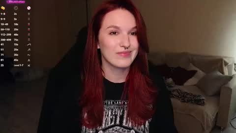 Snapshot of val_manson chatting on October 2025 07:47:01 PM Val online show from October 2025 07:47:01 PM