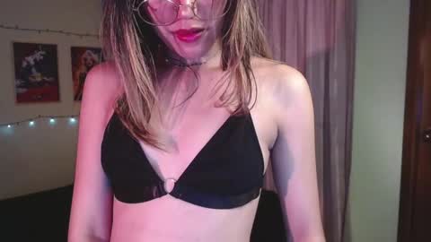 Hi I am Valcooky online show from September 2025 04:56:02 AM