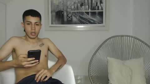 valen paul online show from November 2025 11:14:01 PM