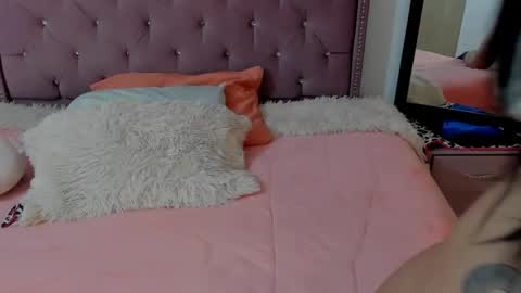 Valentina online show from February 2026 06:19:02 AM