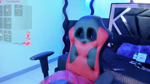Snapshot of valen_cute22 chatting on June 2026 08:53:02 PM valentina online show from June 2026 08:53:02 PM