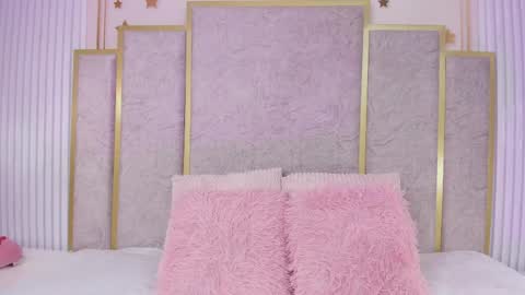 Valen  online show from May 2026 06:58:01 PM