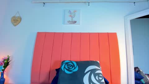 VALENTINA  3 online show from September 2025 12:05:01 PM