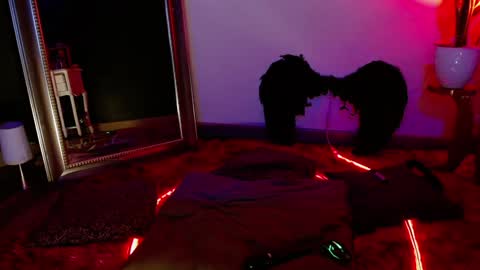 Snapshot of valengray chatting on January 2025 10:01:02 PM Valen online show from January 2025 10:01:02 PM