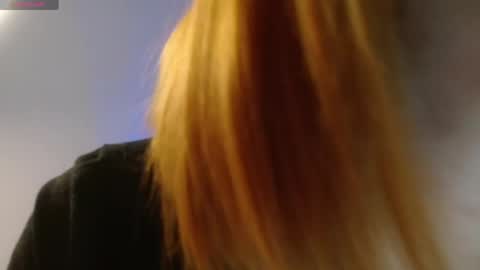 Snapshot of valengray chatting on April 2026 12:41:01 PM Valen online show from April 2026 12:41:01 PM
