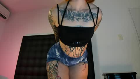 Snapshot of valengray chatting on May 2026 12:56:02 PM Valen online show from May 2026 12:56:02 PM