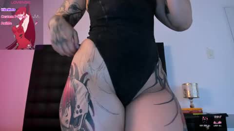 Snapshot of valengray chatting on May 2026 12:47:02 PM Valen online show from May 2026 12:47:02 PM