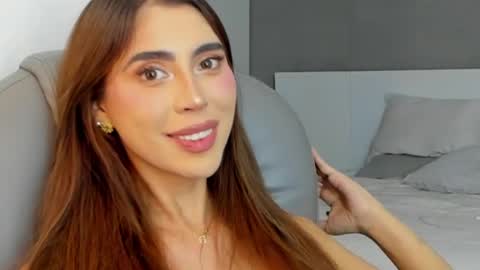 Angela online show from January 2025 08:55:01 PM