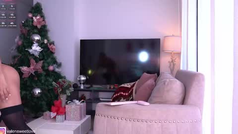 Valen online show from December 2024 06:34:02 PM