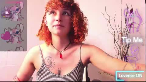 Snapshot of valent_27 chatting on January 2025 04:38:02 AM Valentina online show from January 2025 04:38:02 AM