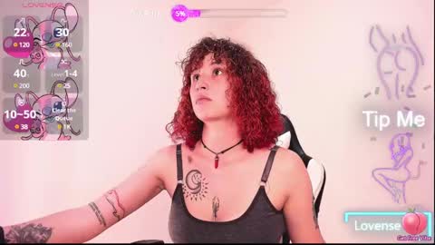 Snapshot of valent_27 chatting on February 2025 04:18:02 AM Valentina online show from February 2025 04:18:02 AM