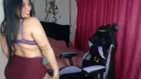 valenthina_96 online show from September 2025 03:51:01 AM