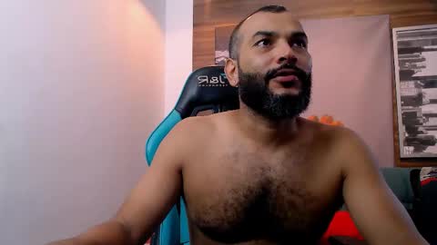 Valentine online show from December 2024 11:36:02 AM