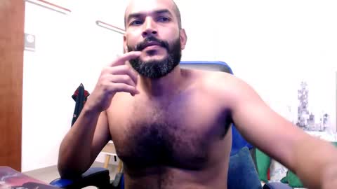 Valentine online show from December 2024 12:33:02 PM