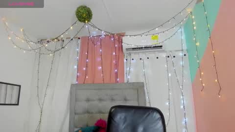 Valentina online show from January 2025 06:31:02 AM