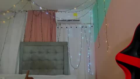 Valentina online show from March 2025 02:08:02 AM