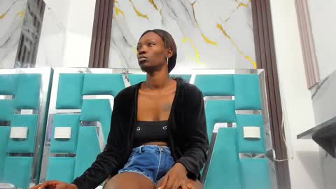 Snapshot of valentina_eboni chatting on December 2025 12:03:02 PM Sharon online show from December 2025 12:03:02 PM