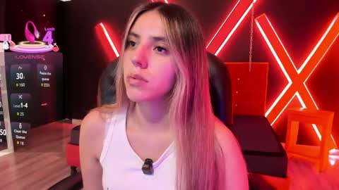 Snapshot of valentina_red18 chatting on April 2026 06:46:01 PM Valentina online show from April 2026 06:46:01 PM