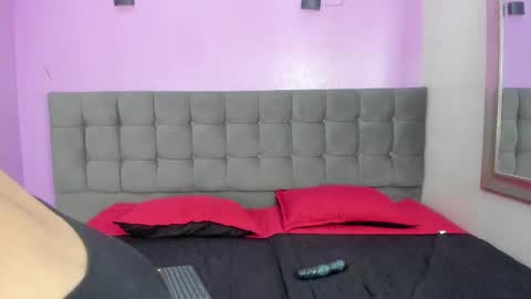 Snapshot of valentinajaramilloo chatting on September 2025 02:17:01 PM ValentinaJaramilloo online show from September 2025 02:17:01 PM