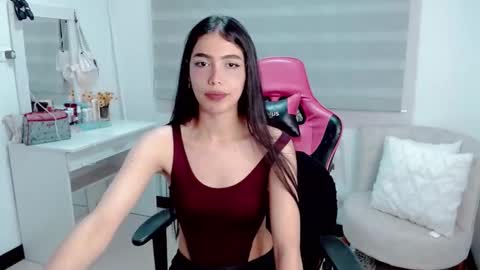 Snapshot of valentinasweet_ chatting on February 2026 01:17:01 AM Valentina online show from February 2026 01:17:01 AM