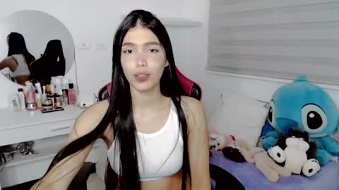 Valentina  online show from May 2026 03:55:02 AM