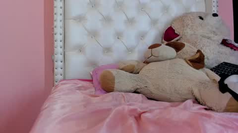 valentinee_xo online show from July 2026 10:54:01 AM