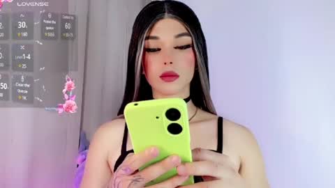 Snapshot of valentinne_marian chatting on January 2025 11:34:02 AM Marian online show from January 2025 11:34:02 AM