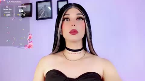 Snapshot of valentinne_marian chatting on January 2025 12:09:01 PM Marian online show from January 2025 12:09:01 PM