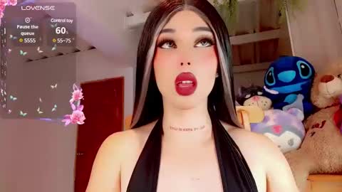 Snapshot of valentinne_marian chatting on February 2025 07:37:02 AM Marian online show from February 2025 07:37:02 AM